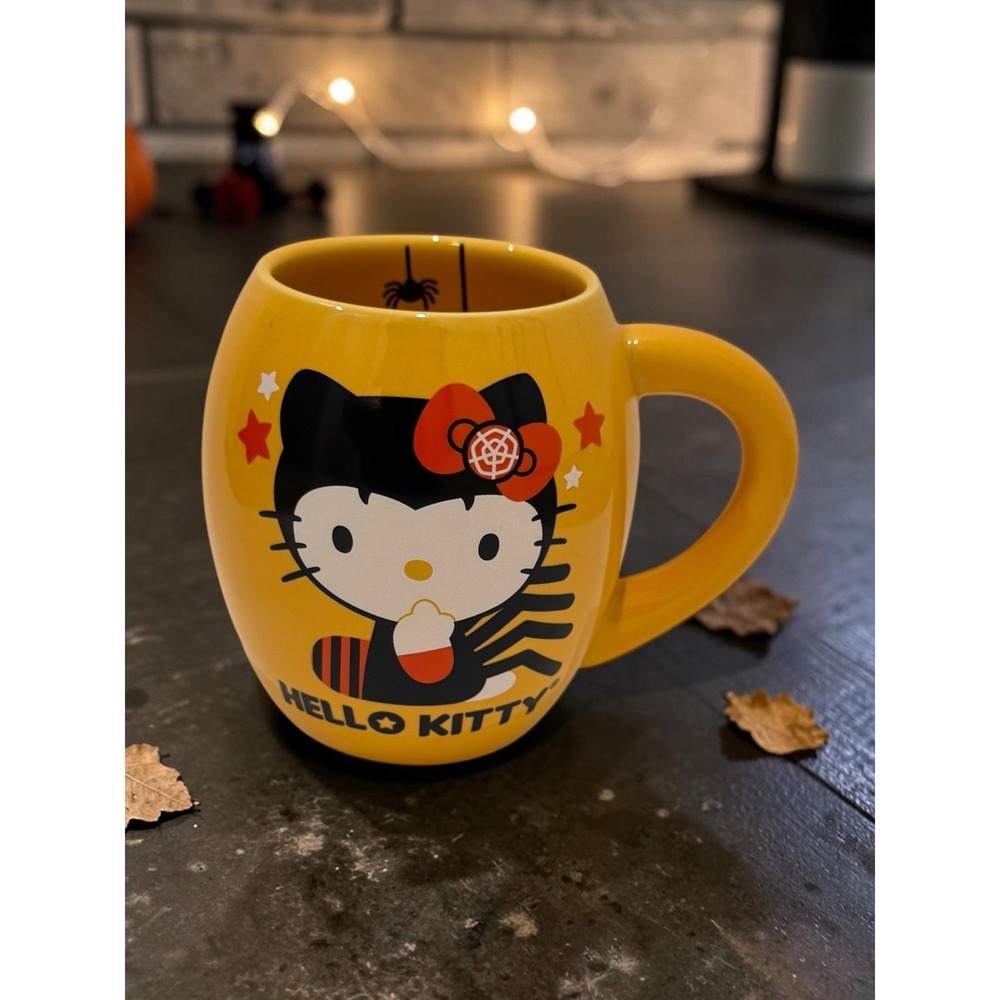 Sanrio Hello Kitty Orange Halloween Mug 16oz Trick Or Treat Spell Out Cat